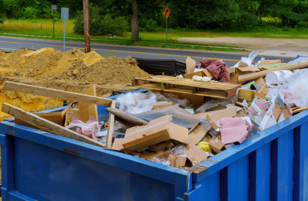 Best Attic Cleanout Services  in North Massapequa, NY